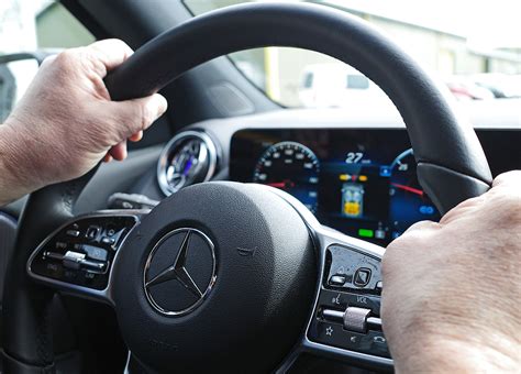 5 Reasons Why Regular Service Checks For Mercedes Benz Are Vital