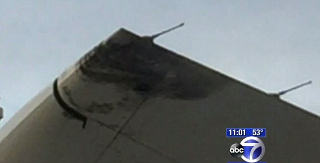 American Airlines Plane Hit By Lightning While Flying To New York