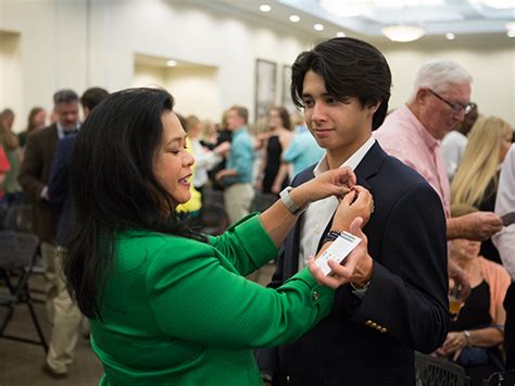 Legacy Pinning Ceremony Oct 14 Connects Uab Alumni Past To The Present